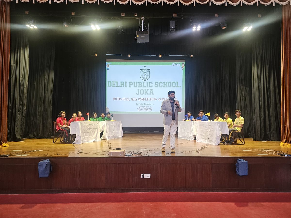 Students competing at a Nutshell quiz event